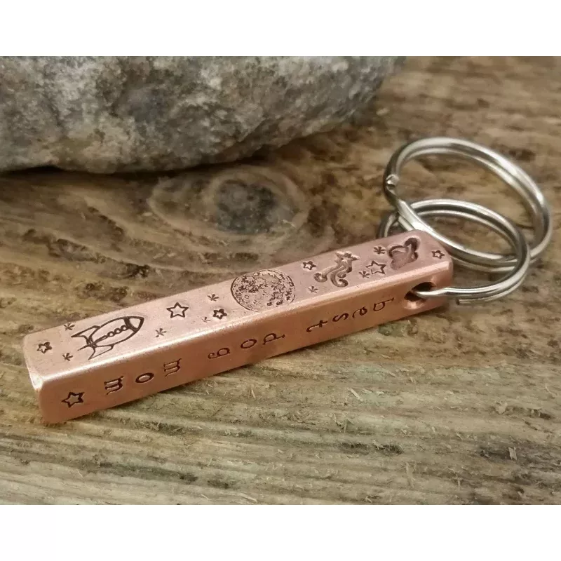 'Best dog mom' keychain, handmade dog lover gift idea