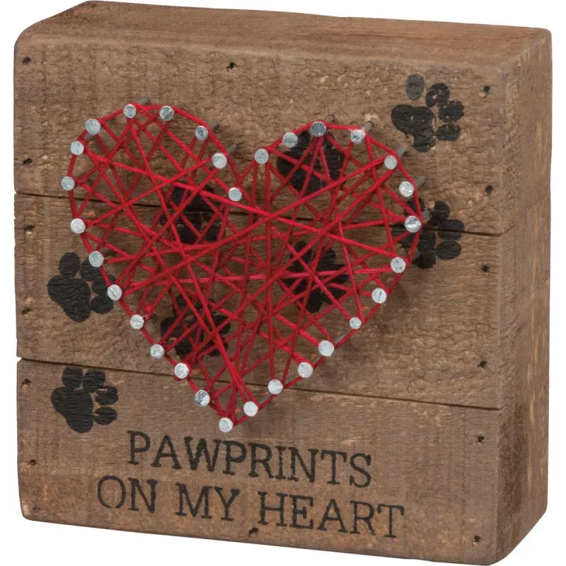 String Art - Pawprints Heart