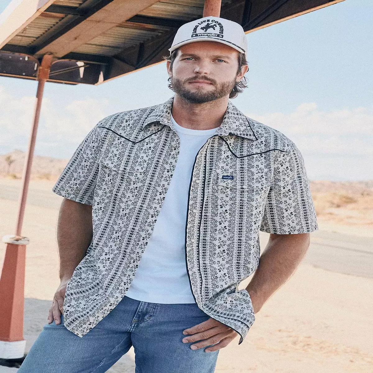 Wrangler Vintage Inspired Short Sleeve Shirt - Classic Fit - Black/White